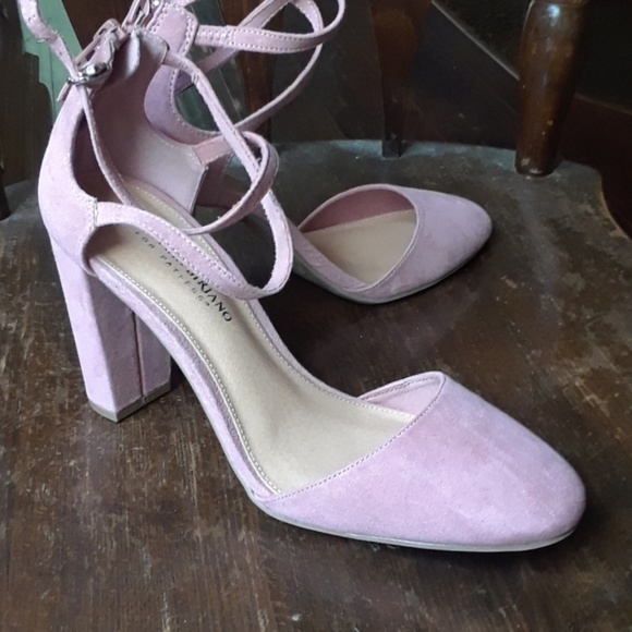 Cute pink heels - Picture 3 of 5